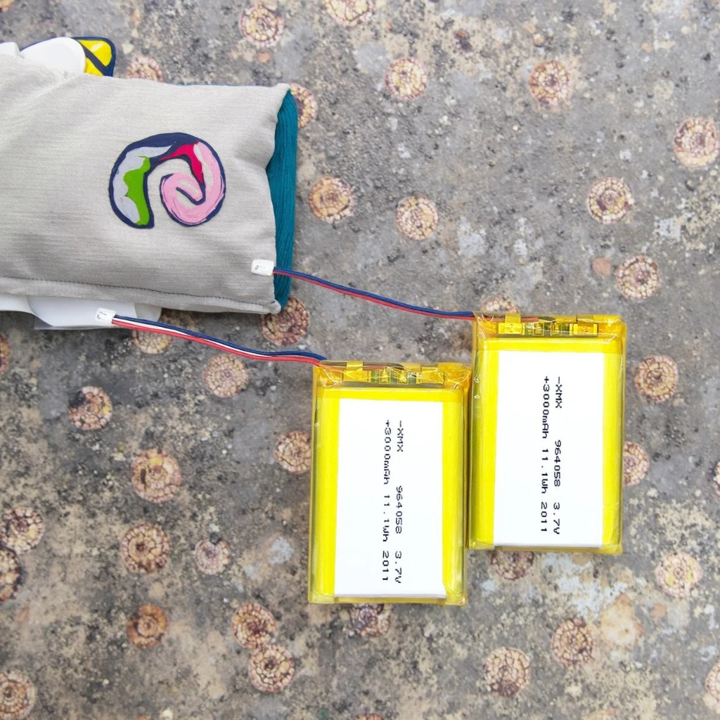 964058 3.7v 3000mah rechargeable li polymer battery high energy density stable performance in stock for medical reading devices 5